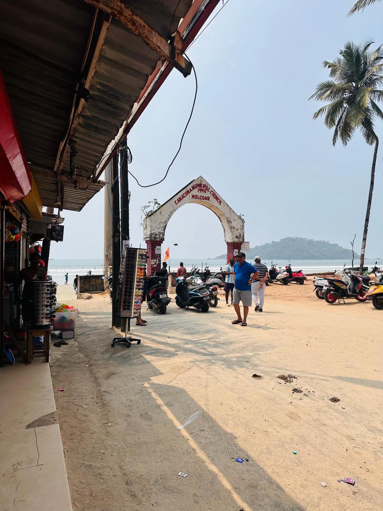Отель Blue Mirage Palolem Goa Канкон Экстерьер фото